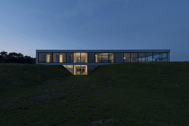 123DV, The Bridge House, Heat Mirror glass, private well, solar panels, Achterhoek, The Netherlands, stucco, Architecture, Solar Power, Water Issues, Renewable Energy, energy efficiency, Recycling / Compost