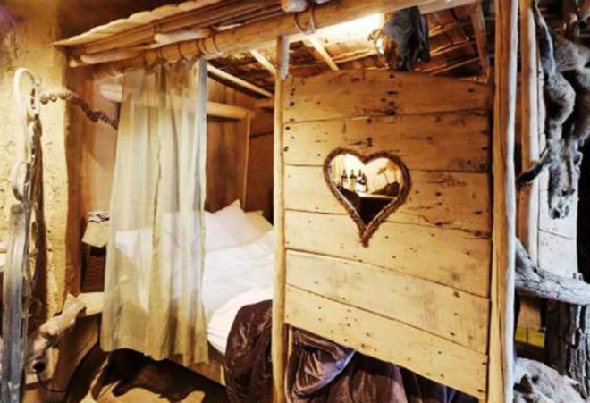 green design, eco design, sustainable design, cob, Durbuy, Belgium, trojan horse hotel, la balade des gnomes hotel, horse shaped hotel, hobbit hotel, treehouse hotel, fantasy hotel