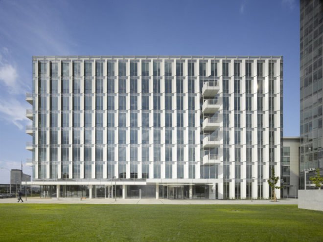 City Green Court, Richard Meier and Partners, prague, czech republic, leed platinum, eco office