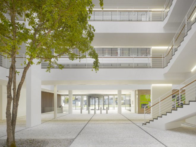 City Green Court, Richard Meier and Partners, prague, czech republic, leed platinum, eco office