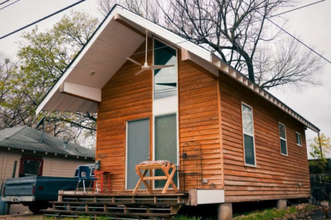 Congo Street Initiative, BCWorkshop, dallas, green renovation, community housing project, reclaimed materials, eco home,