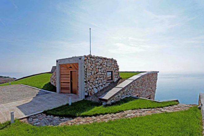 Equinox Passive House, Ignatov Architects, passive house, bulgaria, eco home, solar equinox passive home, green roof,