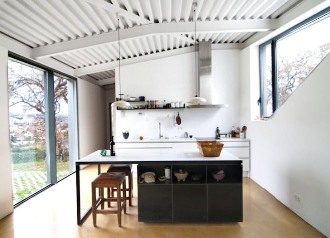 clay walls, F451 Arquitectura, Gijon, Spain, design, green design, sustainable design, eco-design, energy efficiency, green roof, daylighting, atelier, home, hybrid house, corrugated metal roof, insulation