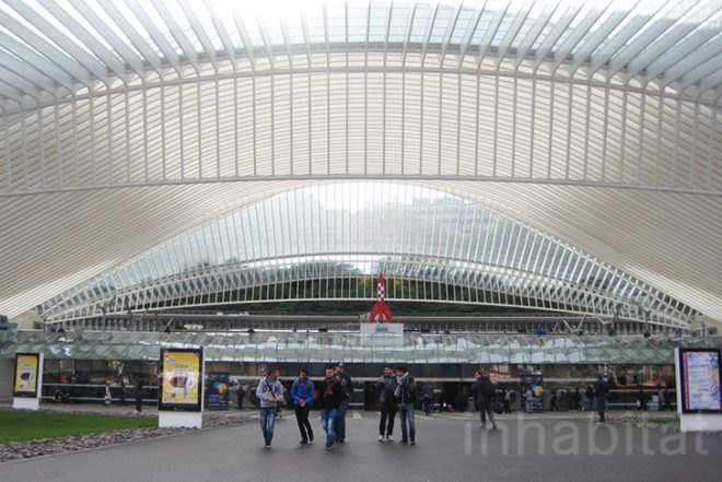 Santiago Calatrava, Liège-Guillemins Train Station, tgv rail station, Belgium, Liège, high-speed rail, high speed rail station, high speed rail, calatrava, Architecture, Air quality, Green Lighting, Daylighting,
