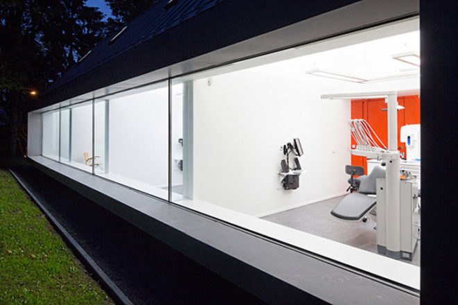 Dental Clinic, Netherlands, Shift Architecture + Urbanism, Rotterdam, Dentist, historical, renovation, landscape, daylighting, nature, green