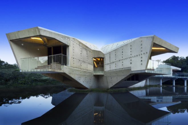 Stamp House, Charles Wright Architects, cyclone proof house, disaster proof house, solar powered house, far north queensland