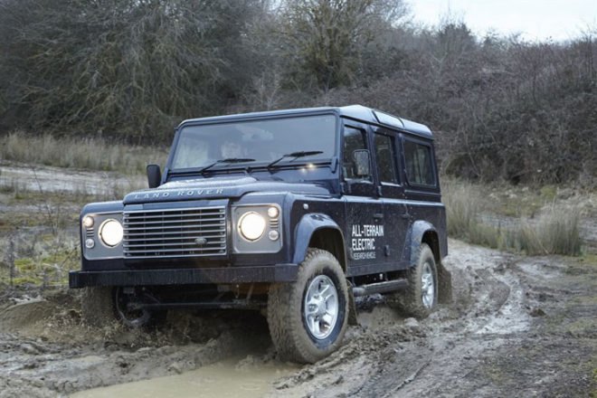 Land Rover, Land Rover Defender, electric Land Rover, electric SUV, 2013 Geneva Motor Show, green SUV, lithium-ion battery, electric motor, green transportation