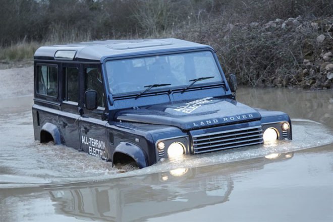 Land Rover, Land Rover Defender, electric Land Rover, electric SUV, 2013 Geneva Motor Show, green SUV, lithium-ion battery, electric motor, green transportation