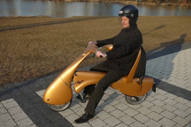 MOVEO, Electric Scooter, folding scooter, Antro scooter, folding electric scooter