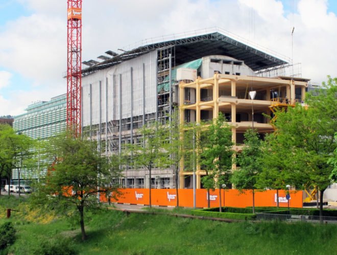 Shigeru Ban, new Tamedia office, Zurich, No Glue No Screw, climate neutral, energy efficiency, Architecture