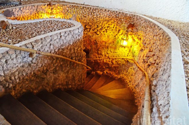 Diani Beach, Kenya, coral cave, adaptive reuse, cave turned into a restaurant, candlelit cave, south coast, indian ocean, design, sustainable design, arab design, green design, eco-design