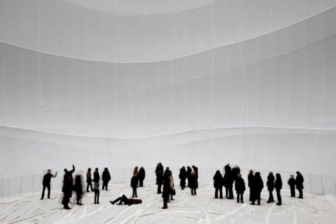 Big Air Package, Christo, largest indoor sculpture, environmental art, gasometer oberhausen, inflatable sculpture