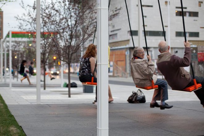 Daily Tous Les Jours, 21 Swings, Montreal, swings, gigantic musical instrument, cooperation, interactive orchestra, Art, green furniture, Urban design, social design, music