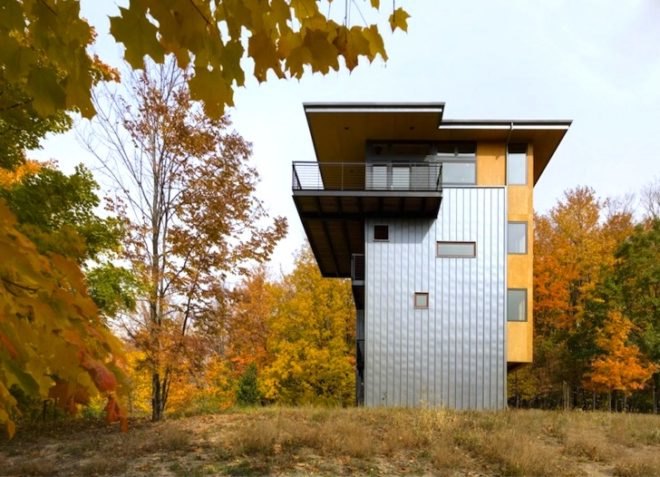 Tower House, Glen Lake, Lake Michigan, Balance Associates, metal-clad house, plywood box, birch, green design, sustainable design, eco-design, michigan, natural light, daylighting