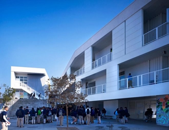 Green Dot Animo High School, Brooks+Scarpa Architects, LA public school design, green school design, passive sustainability, LA eco-friendly high school, solar power, solar panels, solar facade, carbon emissions, clean energy, educational architecture