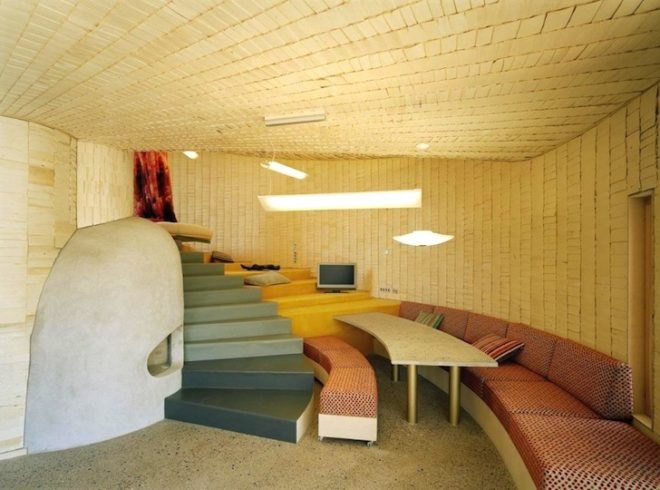 Siberian larch, Olavi Kopose, green roof, Finland, House in Espoo, sustainable design, green design, eco-design, hydronic radiant floor heating, daylighting, natural ventilation, green design, sustainable design, eco-design,