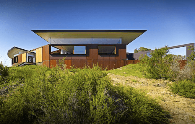 Southern House, Fergus Scott Architects, Australia, Frank Lloyd Wright, metal clad home, passive solar, passive thermal, daylighting, green design, sustainable design, eco-design, coastal home