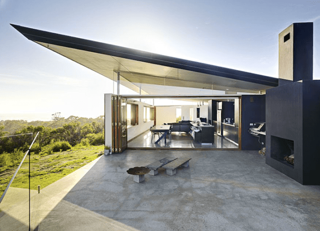 Southern House, Fergus Scott Architects, Australia, Frank Lloyd Wright, metal clad home, passive solar, passive thermal, daylighting, green design, sustainable design, eco-design, coastal home
