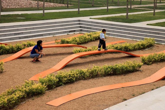 Turenscape, regenerative landscape design, garbage dump, low-maintenance, Tianjin, china, rainwater recycling, native plants, Botanical, Green renovation