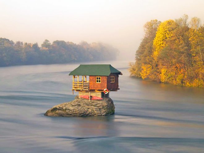drina river house, tiny house, tiny rock house drina rock house, micro homes, tiny homes, small homes, tiny architecture, flood-proof architecture, flood-proof homes, flood-proof design
