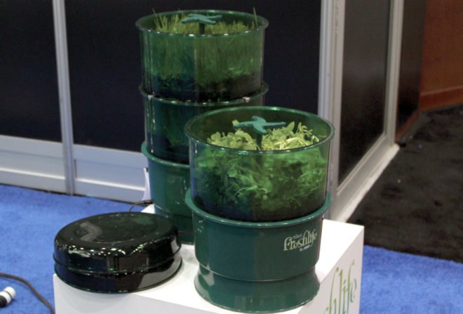 freshlife sprouter, indoor gardening, urban gardening, green, eco, sustainable