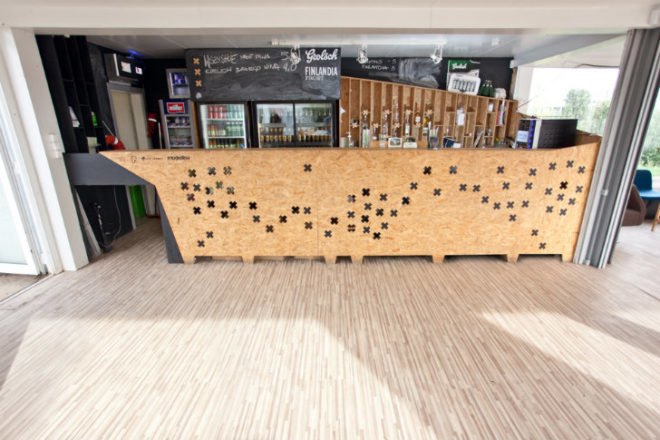 kontenerart, modelina, cargotecture, shipping pallets, ponzan, poland, beach club, art space