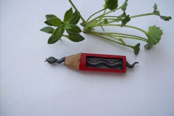 Cerkahegyzo, pencil sculptures, pencil carvings, Dalton Ghetti miniature art, miniature pencil sculptures, art, recycled materials art, graphite art