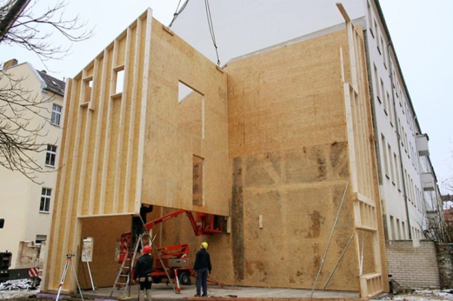 Brandt+Simon Architekten, Berlin pixelated house, pixelated design, prefab housing, solar energy, solar panels, small houses, recycled paper insulation, eco-friendly houses, sustainable building, Berlin architecture