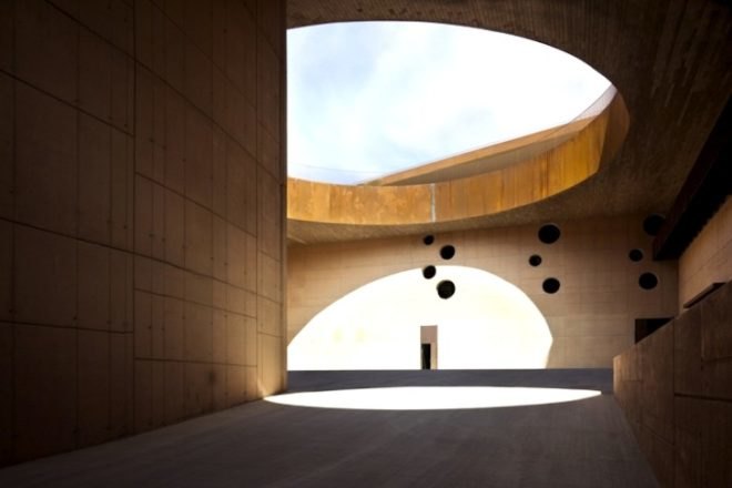 Archea Associati, Antinori Winery, vineyard, Florenc, Siena, Green roof, rooftop vineyard, cultivatable roof, vegetated roof, green design, sustainable design, eco-design, historic vineyard