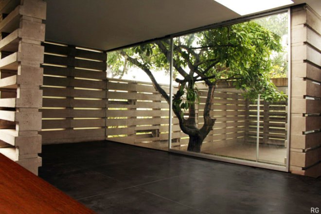Casa Pentimento Ecuador, Jose María Sáez, David Barragán, prefab house, modular housing, precast concrete housing, lego-like home, green architecture, modular building, Ecuador architecture