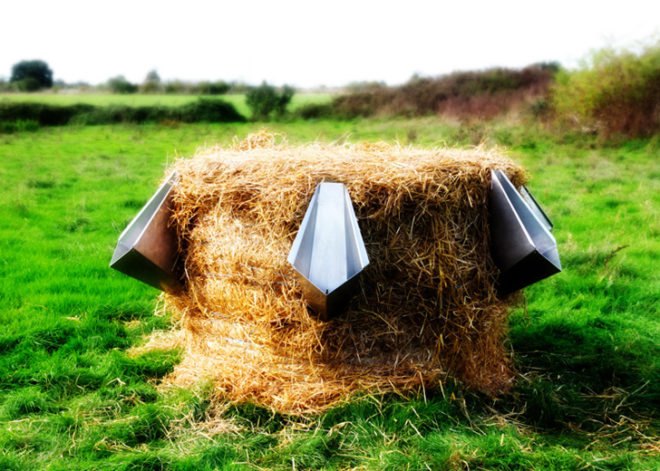 green design, eco design, sustainable design, Faltazi, composting toilet, composting urinal, Straw bale urinal, l'uritonnoir