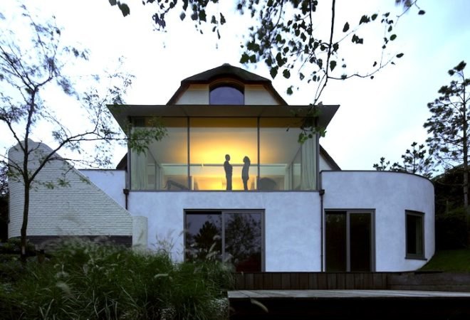 Maxwan Architects, House N, The Netherlands, Vernacular Dutch Architecture, green design, sustainable design, eco-design, daylighting, strips of glazing, seaside house, thatched house, modular furniture, eco-design, sustainable renovation, green renovation, Noordwijk, glazing