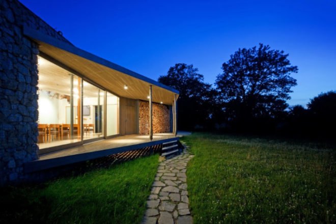 Hunting Lodge, Basarch, czech republic, green roof, earth bermed, earth bermed house, gabion baskets