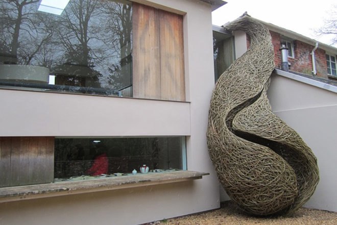 Laura Bacon, sculptures, site-specific, waving, British art, Art, Botanical, Green Materials, Recycling / Compost, willow