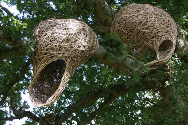Laura Bacon, sculptures, site-specific, waving, British art, Art, Botanical, Green Materials, Recycling / Compost, willow