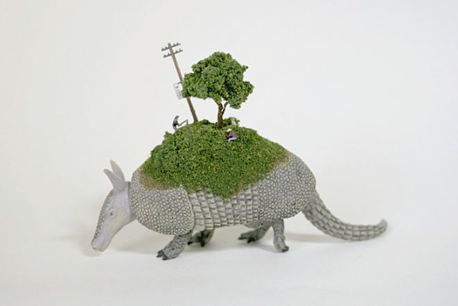 Maico Akiba, animals, migration, tiny sculptures, Animals, Art, green art, sustainable art, sekai, eco art