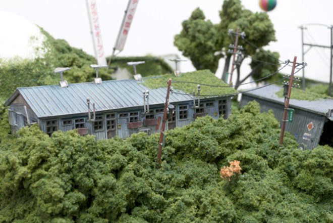 Maico Akiba, animals, migration, tiny sculptures, Animals, Art, green art, sustainable art, sekai, eco art