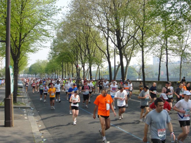 green design, eco design, sustainable design, kinetic energy, Paris Marathon, Pavegen Systems, kinetic energy marathon, kinetic energy harvesting tiles