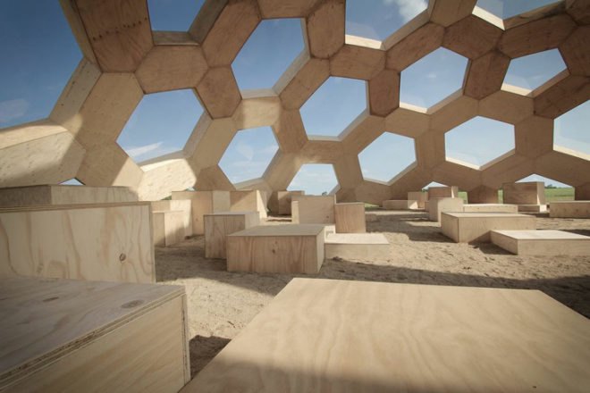 Roskilde geodesic dome, plywood dome Roskilde, Kristoffer Tejlgaard, Benny Jepsen, Roskilde music festival, plywood architecture, biomimicry, CNC machine, digital fabrication, reduced energy consumption, Ultragrøn, music festivals Denmark