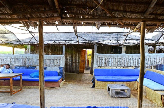 Pontoon Restaurant, floating bar, natural materials, recycled materials, solar-power, green design, sustainable design, eco-design, island-hopping, eco-tourism, Pontoon Restaurant, backpacking, island, Kenya, Lamu