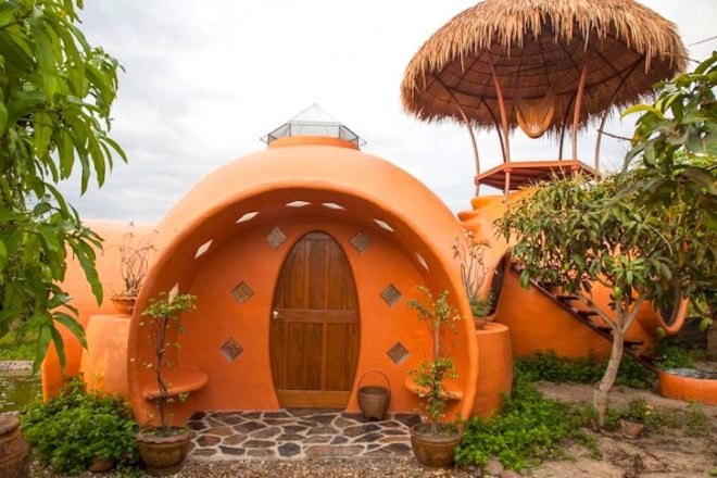 Dome House, Thailand, organic mango farm, sustainable building, terracotta dome house, tropical fauna, green design, sustainable design, eco-design, locally-sourced materials, daylighting, natural ventilation, Steve Areen