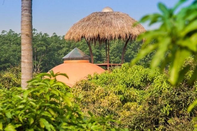 Dome House, Thailand, organic mango farm, sustainable building, terracotta dome house, tropical fauna, green design, sustainable design, eco-design, locally-sourced materials, daylighting, natural ventilation, Steve Areen