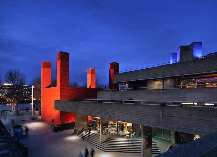 natural materials, recycled materials, recyclable materials, temporary design, London, National Theater, The Shed, Haworth Tompkins, green design, sustainable design, eco-design, National Theater, industrial chic, natural cooling, timber cladding