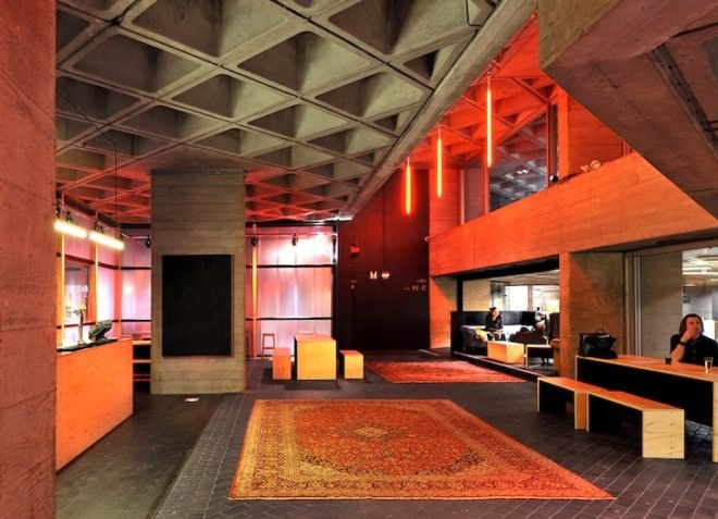 natural materials, recycled materials, recyclable materials, temporary design, London, National Theater, The Shed, Haworth Tompkins, green design, sustainable design, eco-design, National Theater, industrial chic, natural cooling, timber cladding