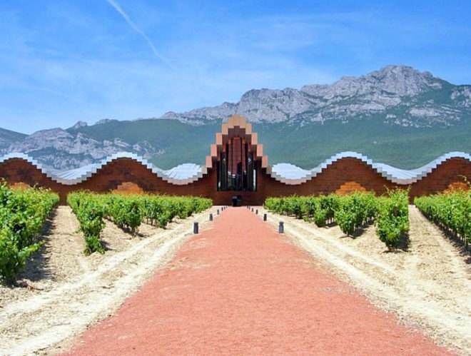 Ysios winery Santiago Calatrava, Ysios winery leaky roof, Palau de Les Arts, Zubizuri bridge, Palacio de Congresos de Oviedo, wipe-out bridge Bilbao, Valencia Calatrava, architect law suit