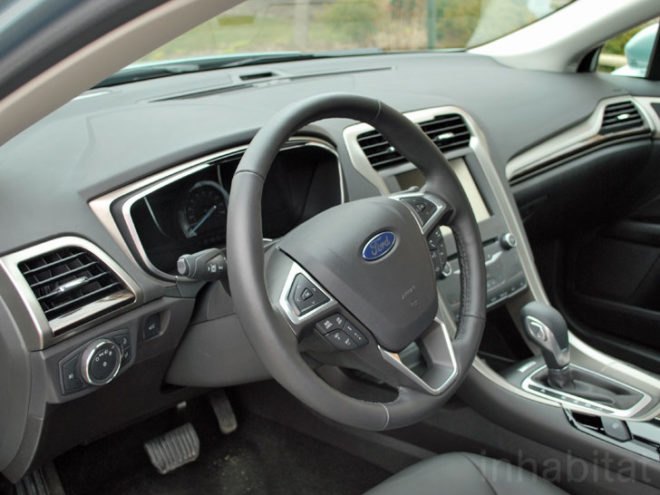 Ford Fusion Hybrid, Ford Fusion, Ford, hybrid car, green car, green transportation, test drive, Laura Cowan, Laura K. Cowan