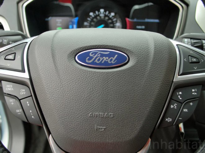 Ford Fusion Hybrid, Ford Fusion, Ford, hybrid car, green car, green transportation, test drive, Laura Cowan, Laura K. Cowan