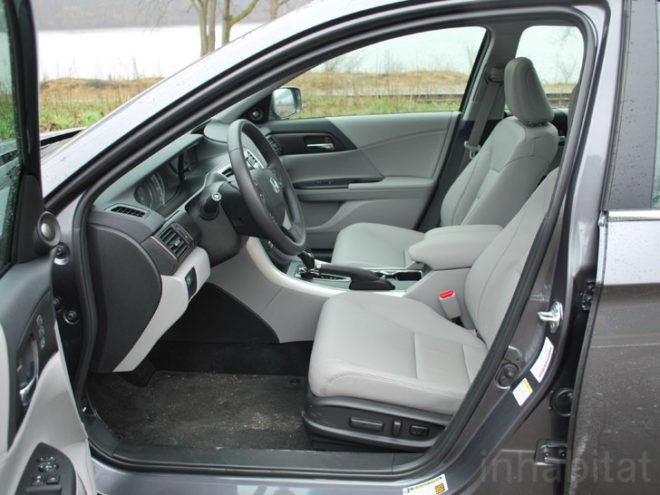 Honda Accord, Honda, Accord, econ button, test drive, green car, green transportation, Laura K. Cowan