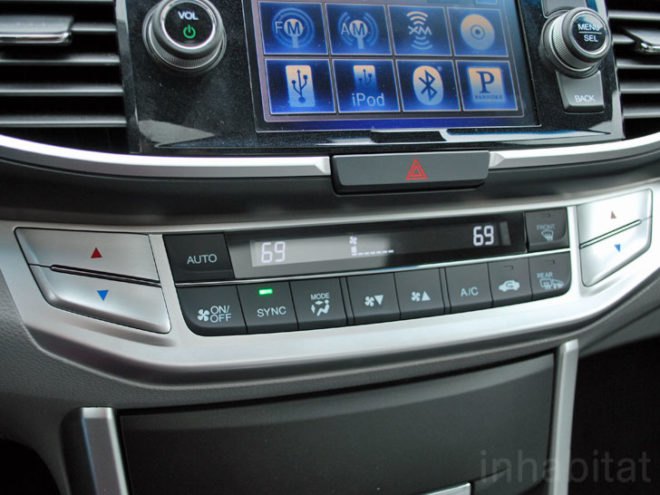 Honda Accord, Honda, Accord, econ button, test drive, green car, green transportation, Laura K. Cowan