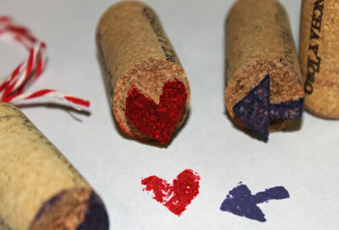 Wine Cork Stamps, diy, earth day diy, earth day, do it yourself, crafts, earth day crafts, make it yourself, green design, eco design, sustainable design, recycled design, recycled crafts